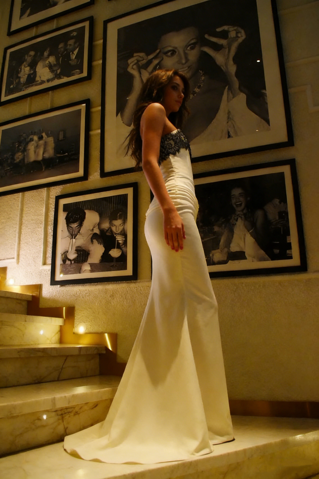 Stylish Strapless White Lace Satin Pleated Mermaid Evening Dress Long Wedding Guest Dress SP923