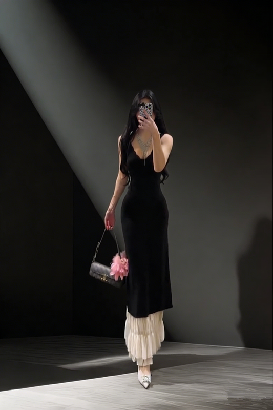 Black V-neck fitted long elegant ball gown R8033