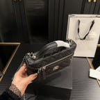 CHANEL 25C MATELASSE VANITY WHITE 19CM