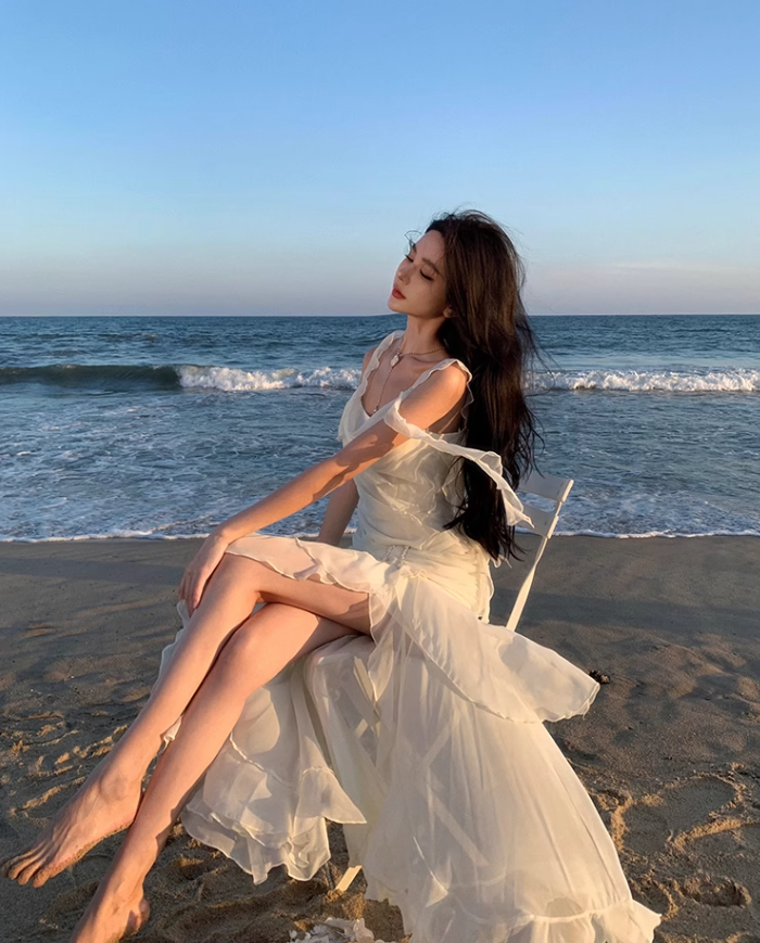 French style white suspenders beautiful small skirt seaside holiday dress fairy skirt R1605