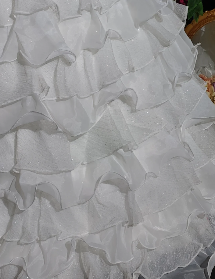 Glamorous Strapless Beaded White Chiffon Ruffles Layered Long Wedding Dress Formal Bridal Gowns