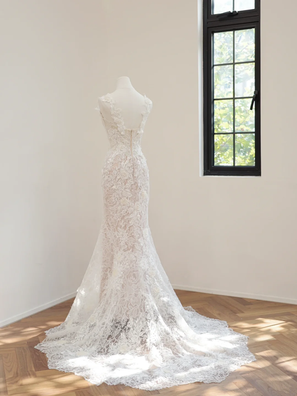 Off-white halter-neck fitted long lace ball gown, bridal dress R8480