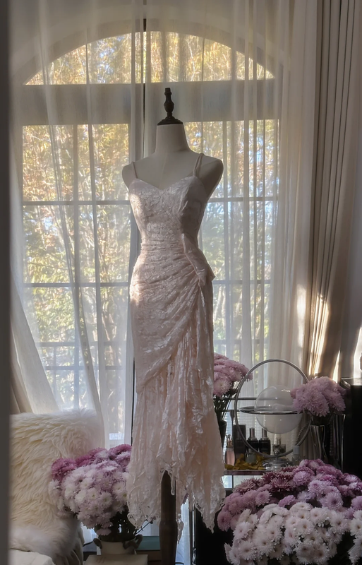 Light pink floral print halter-neck fitted bodycon long ball gown R7724
