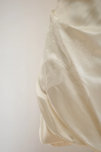 Off-white strapless fitted satin short ball gown, bridal dress R8552