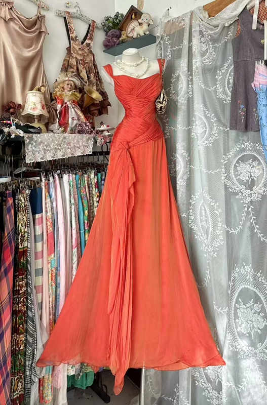 Orange halter-neck, fitted, elegant, and sexy long ball gown R8116