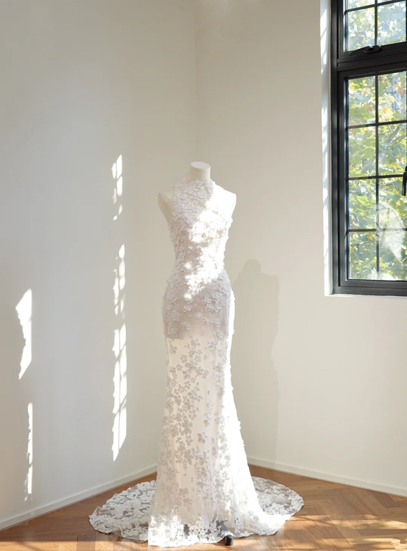 White floral appliqué sexy fitted long ball gown/bridal dress R8455