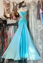 Light blue halter-neck, fitted, bodycon, sexy fishtail long ball gown R8117