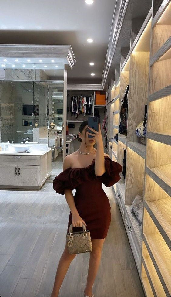 Off The Shoulder Burgundy Homecoming Dresses Short Party Gowns