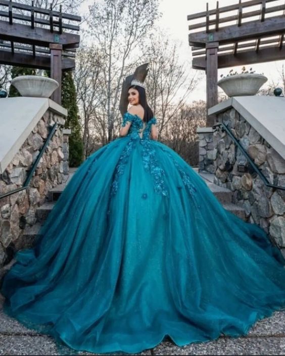 Princess Quinceanera Dresses Lace Applique Sweet 16 Dress Long Sleeves vestidos de 15 Ball Gown Prom Gowns