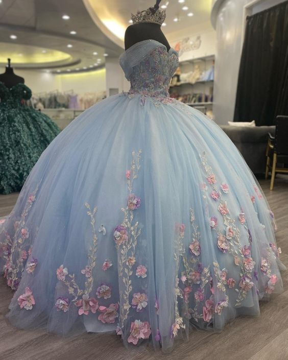 Elegant Blue Ball Gown Quinceanera Prom dresses Applique Lace Sweet 16 Formal Dress