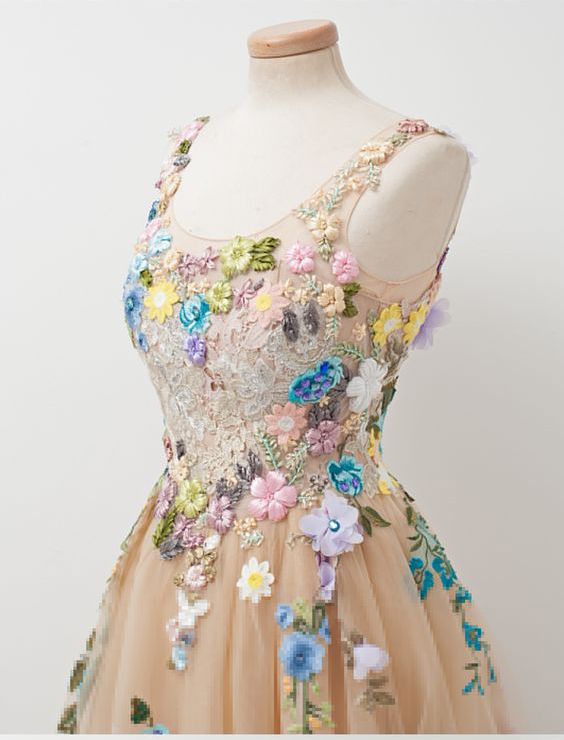 Champagne A line Sleeveless Tulle Prom Gown With Embroidery sleeveless Prom Gown With Hand made Flowers prom Dress evening Gown For Teens