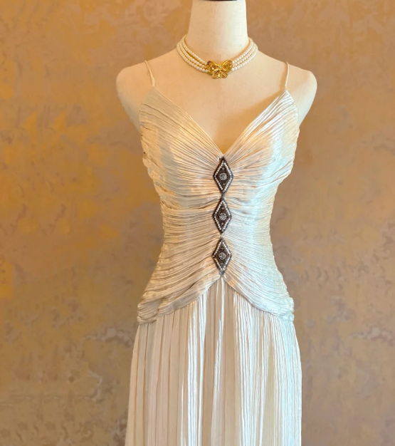 V Neck Pleated Vintage Prom Party Dress Evening Dress Birthday Outfit  cg26327