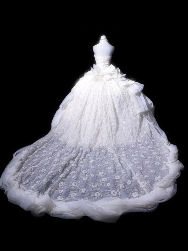 White strapless, fitted waist, full skirt, long ball gown R8679