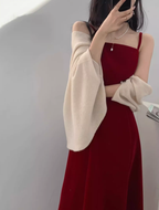Hong Kong style retro 2025 new square neck velvet sling red engagement waist sling dress R1438