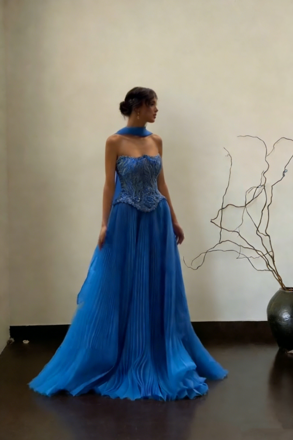 Gorgeous Strapless Blue Chiffon Pleated Beaded A Line Long Party Dress Sexy Prom Gown With Scarf SP1545