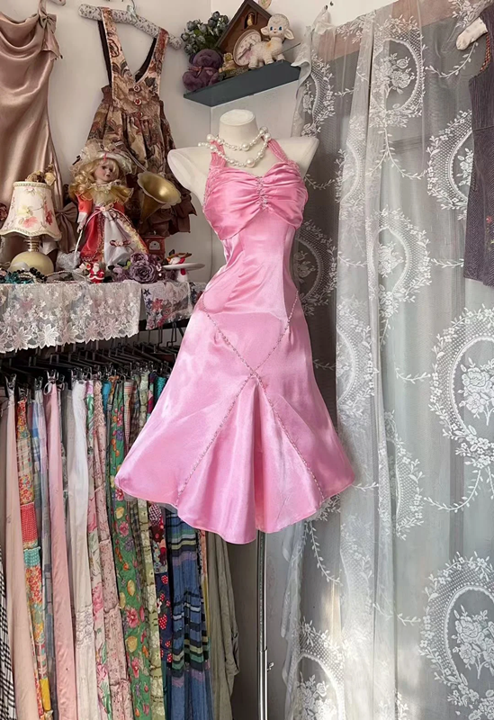 Pink halter neck fitted waist A-line skirt ball gown R7565