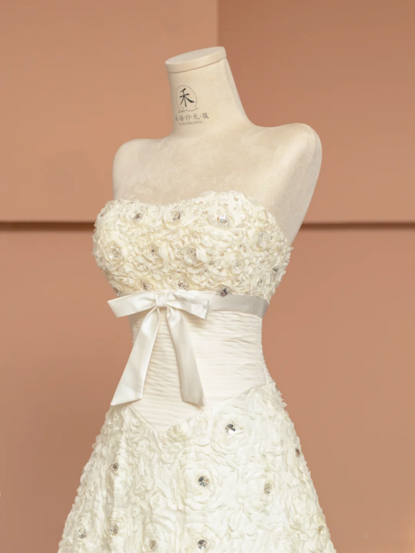 White strapless, fitted A-line long ball gown/bridal dress R8488