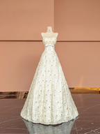 White strapless, fitted A-line long ball gown/bridal dress R8488