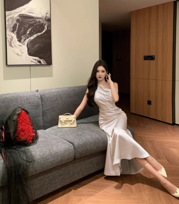 Sexy Swing Neck Off-shoulder Dress Temperament Waist Slit Hip Fishtail Dress R1508