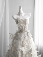 Ivory white strapless fitted waist butterfly-shaped full skirt ball gown, bridal dress R8429