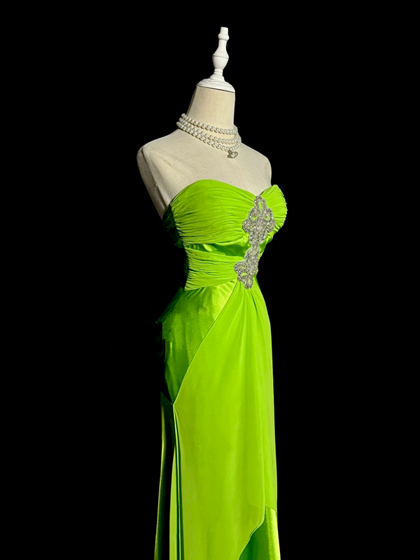 Green strapless fitted waist slim hip long sexy ball gown R8103