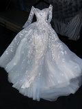 White lace square neckline fitted waist long ball gown/bridal dress R8800