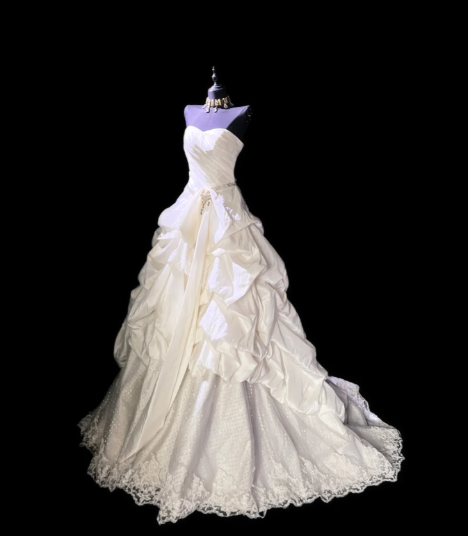 Pretty Sweetheart  Neck White Satin Pleated Lace Long Bridal Dress Wedding Dress Y9850