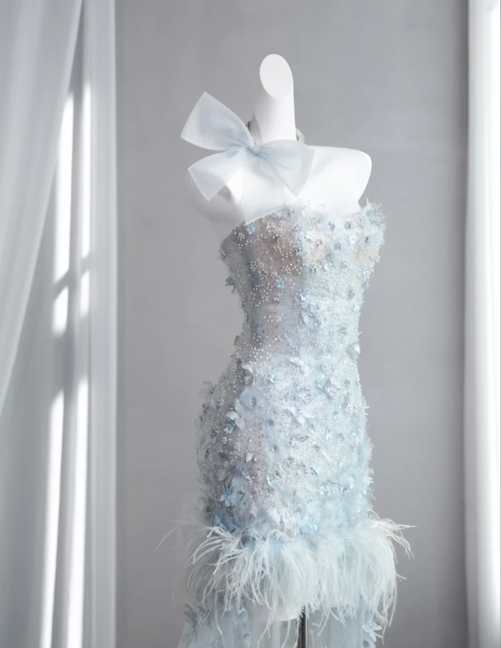Elegant Light Blue Strapless Tulle Beaded Mermaid Long Wedding Guest Dress Formal Party Dress With Butterfly Appliques SP1512