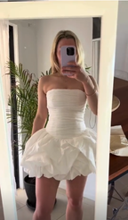 Fashion White Strapless Satin Pleated A Line Short Birthday Outfits Formal Homecoming Dress Y9568