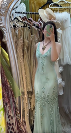 Pretty Light Green V Neck Tulle Beaded Appliques Mermaid Party Dress Long Prom Gown
