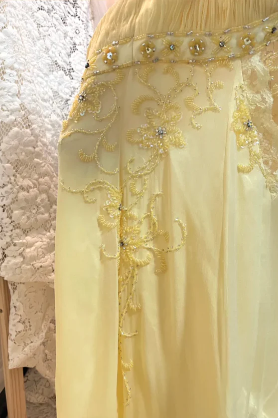 Classy Halter Yellow Lace Chiffon Beaded Mermaid Long Evening Gown Party Dress