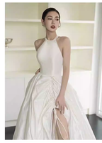 Vintage Ball Gown Scoop Neckline White Satin Wedding Dresses C120