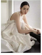 Vintage Ball Gown Scoop Neckline White Satin Wedding Dresses C120