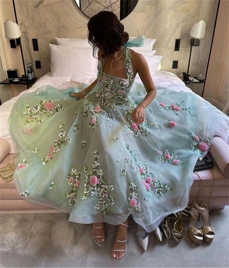 Classy Ball Gown Halter Light Blue Tulle Lace Prom Dresses Evening Dress C3177