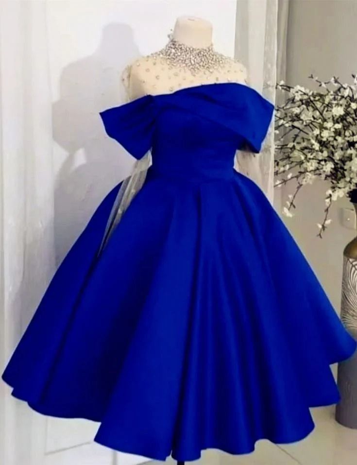Pretty Ball Gown Royal Blue Satin Evening Dress Prom Dresses With Beads C3689