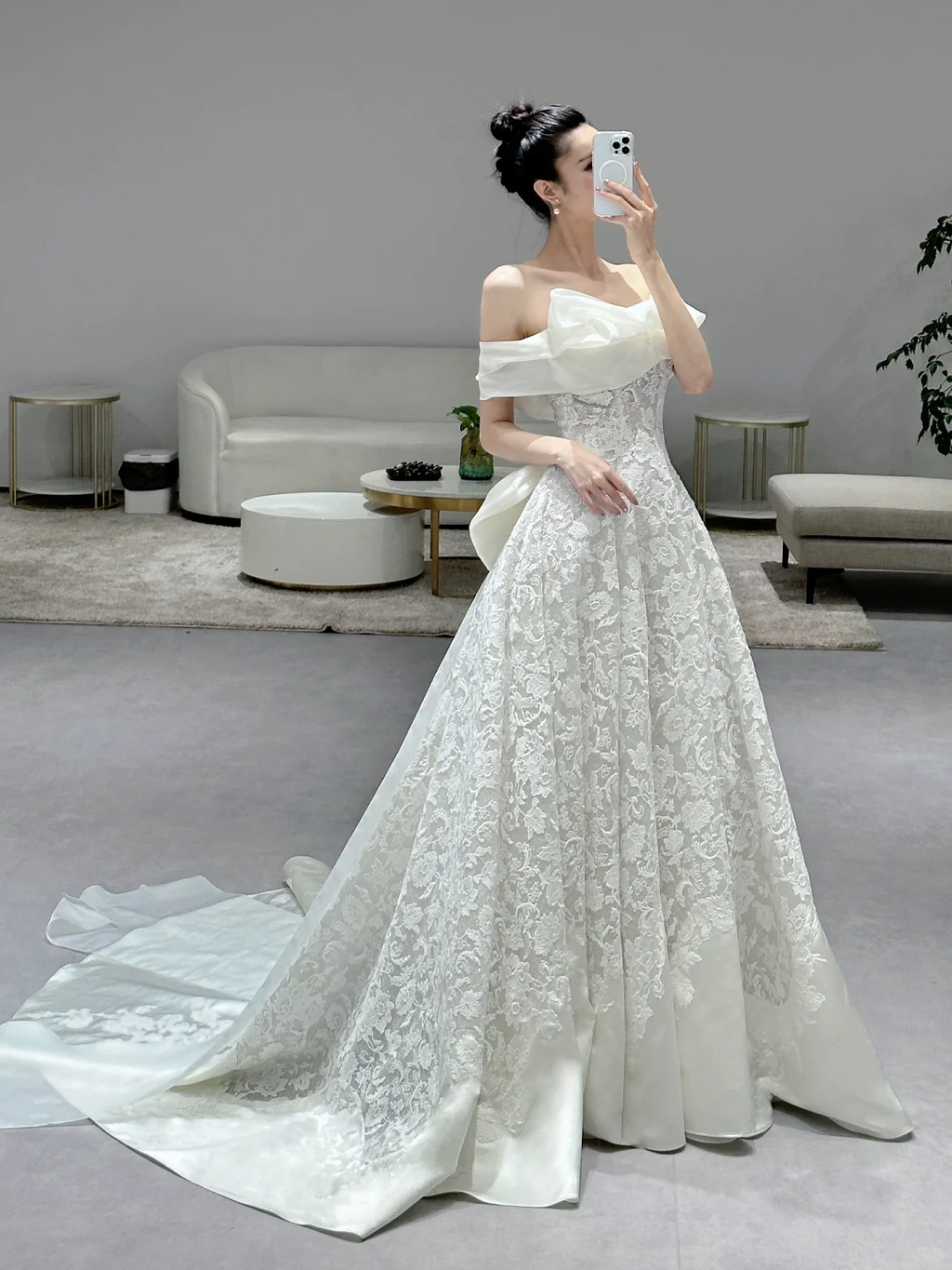 Dreamy Ball Gown Off The Shoulder Satin Tulle Lace Long Wedding Dresses C3972