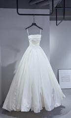 Elegant Ball Gown Spaghetti Straps Taffeta Long Wedding Dresses C3987