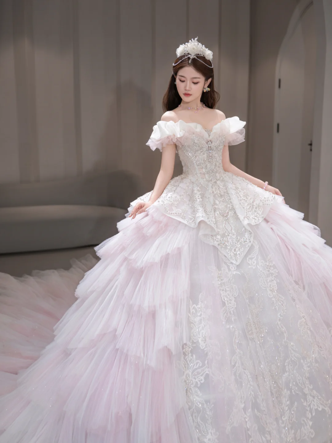 Unique Ball Gown Off The Shoulder Tulle Sqeuin Long Wedding Dresses C4092