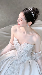 Timeless Ball Gown Starpless Satin Tulle Applique With Veil Long Wedding Dresses C4112