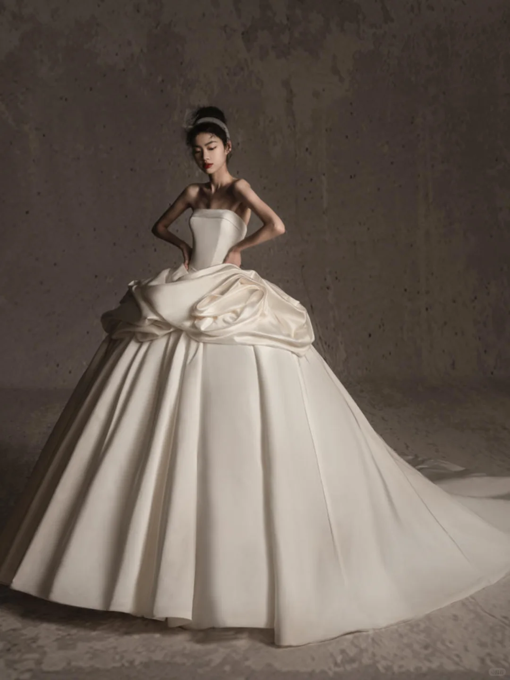 Elegant Ball Gown Strapless Satin Long Wedding Dresses C4134
