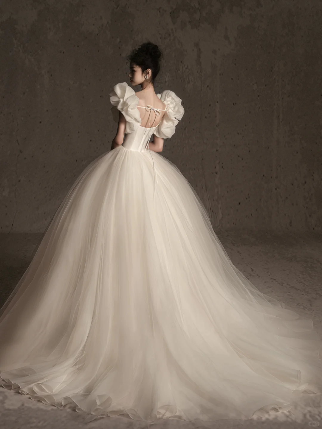Unique Ball Gown Sweetheart Satin Tulle Long Wedding Dresses C4165