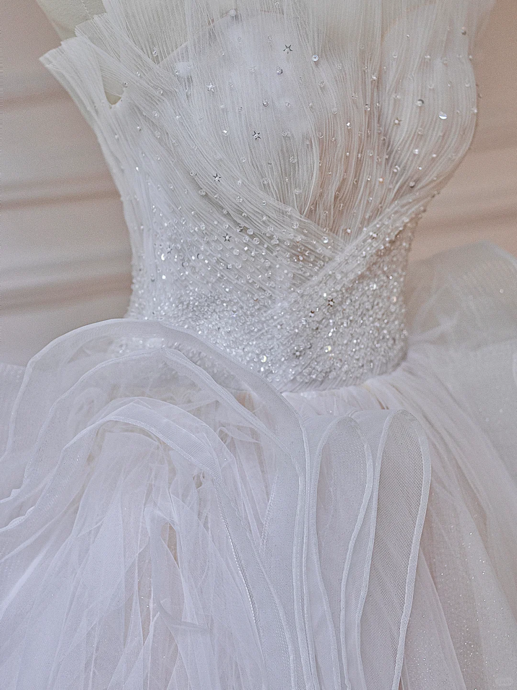 Princess Ball Gown Strapless Tulle Beads Long Wedding Dresses C4512