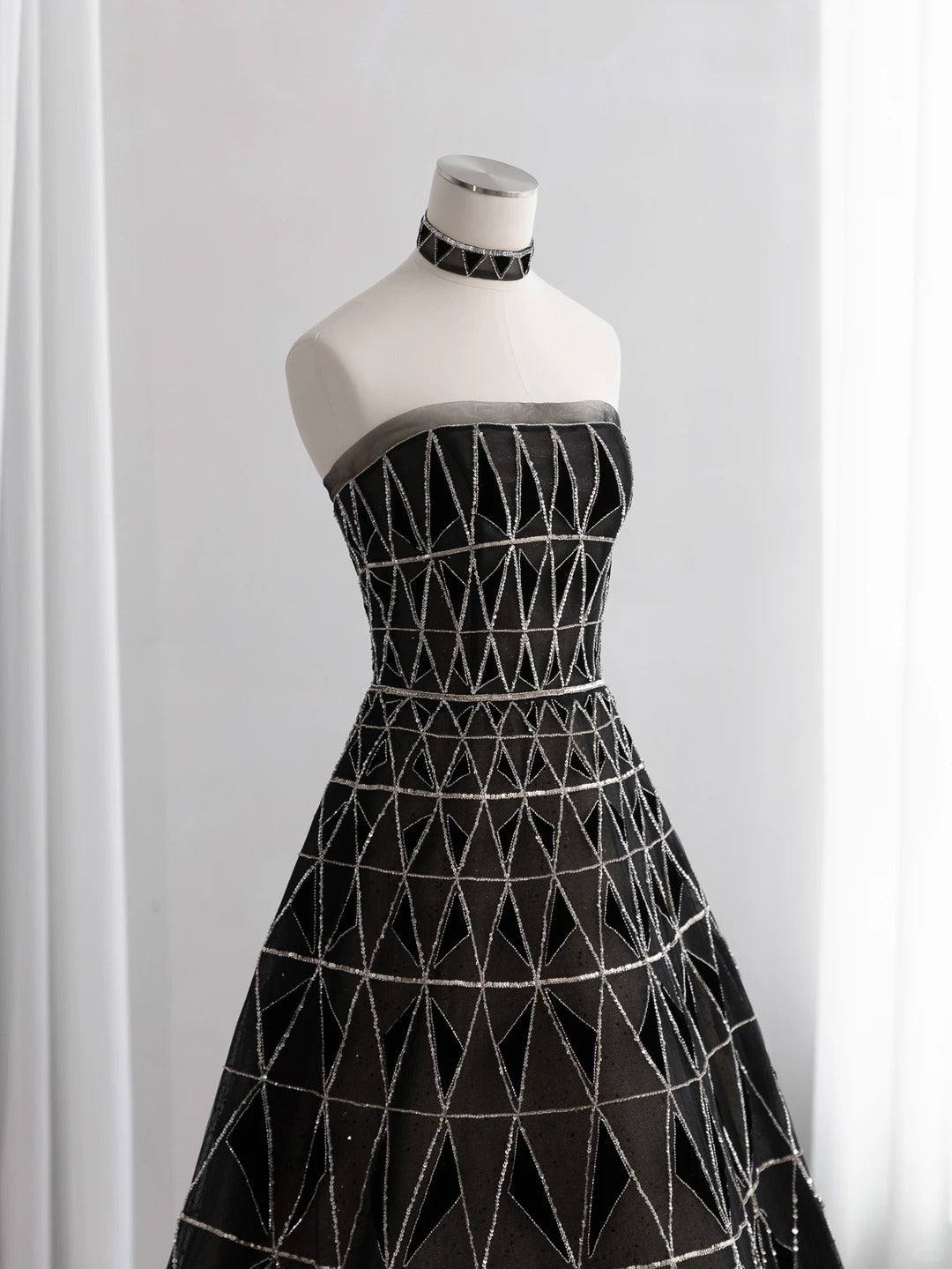 Chic Strapless A-Line Prom Dress Black Plaid Sequins Evening Dress CY0013