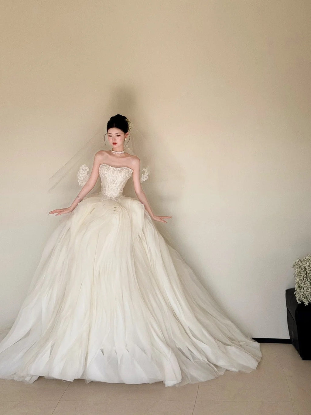 Romantic A-Line Ruffled Wedding Dress Ideas Strapless Sequins Bridal Gowns CY0023