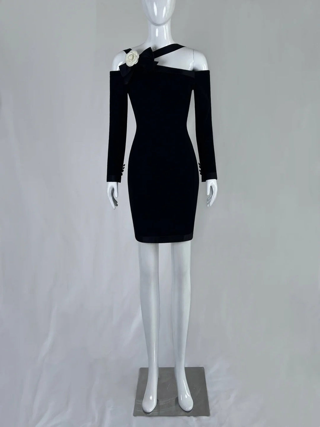 Playful Sheath Black Homecoming Dress Bow Floral Long Sleeve Short Dress CY0044