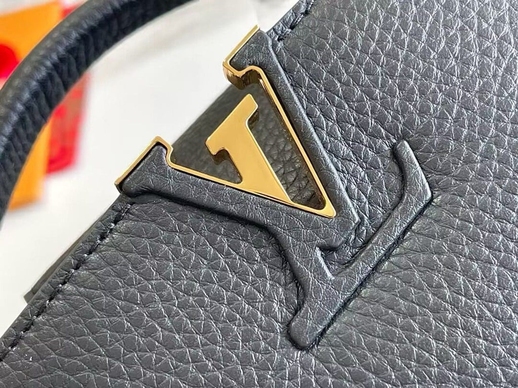 Louis Vuitton M56071 Capucines Mini