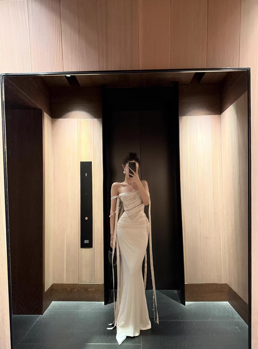 Classy Off The Shoulder Creamy Apricot Satin Tulle Pleated Mermaid Long Wedding Guest Dress Sexy Evening Dress SP2023