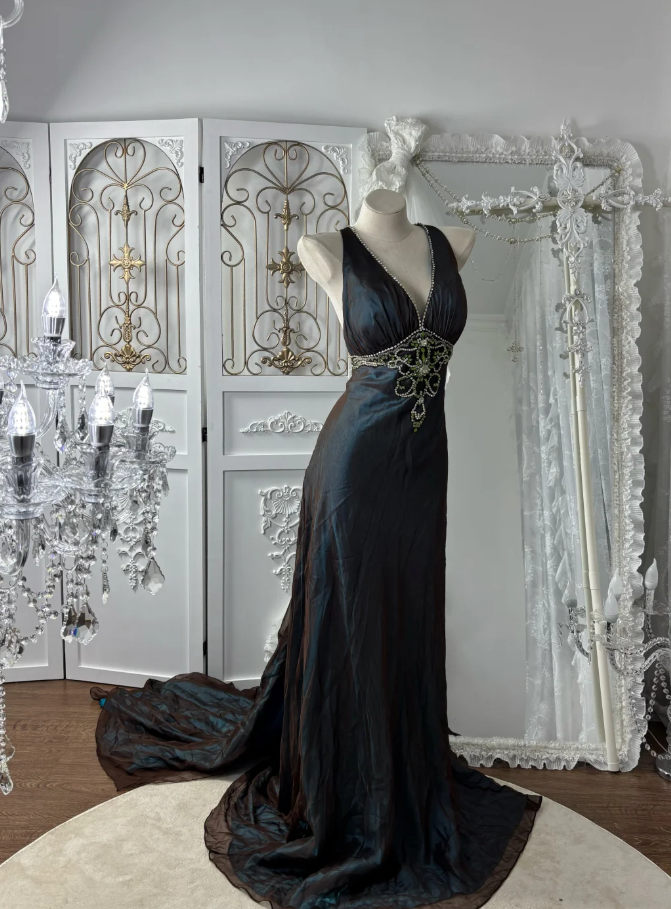 Sexy V Neck Tulle Beaded Mermaid Long party Dress Birthday Prom Gowns SP1773