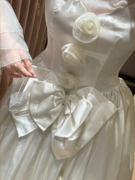 Charming Beaded Bow Satin Ball Gown White Long Wedding Dress
