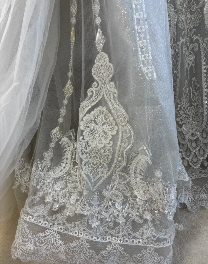Vintage Silver Gray Tulle Lace Sequin Beaded Long Wedding Dress Formal Gowns SP1444